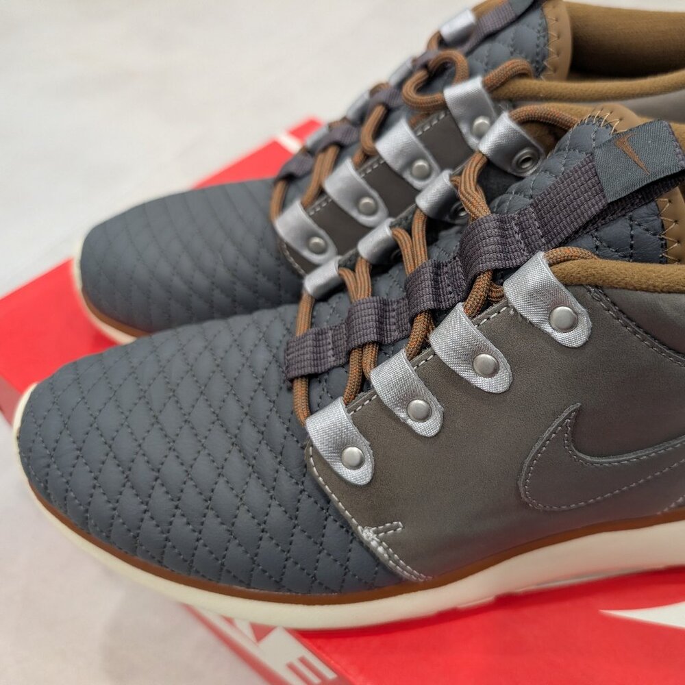 Nike Roshe Run Mercury Mid Sneakerboot Gray Leather Brown Lining Mens US 8 UK 7